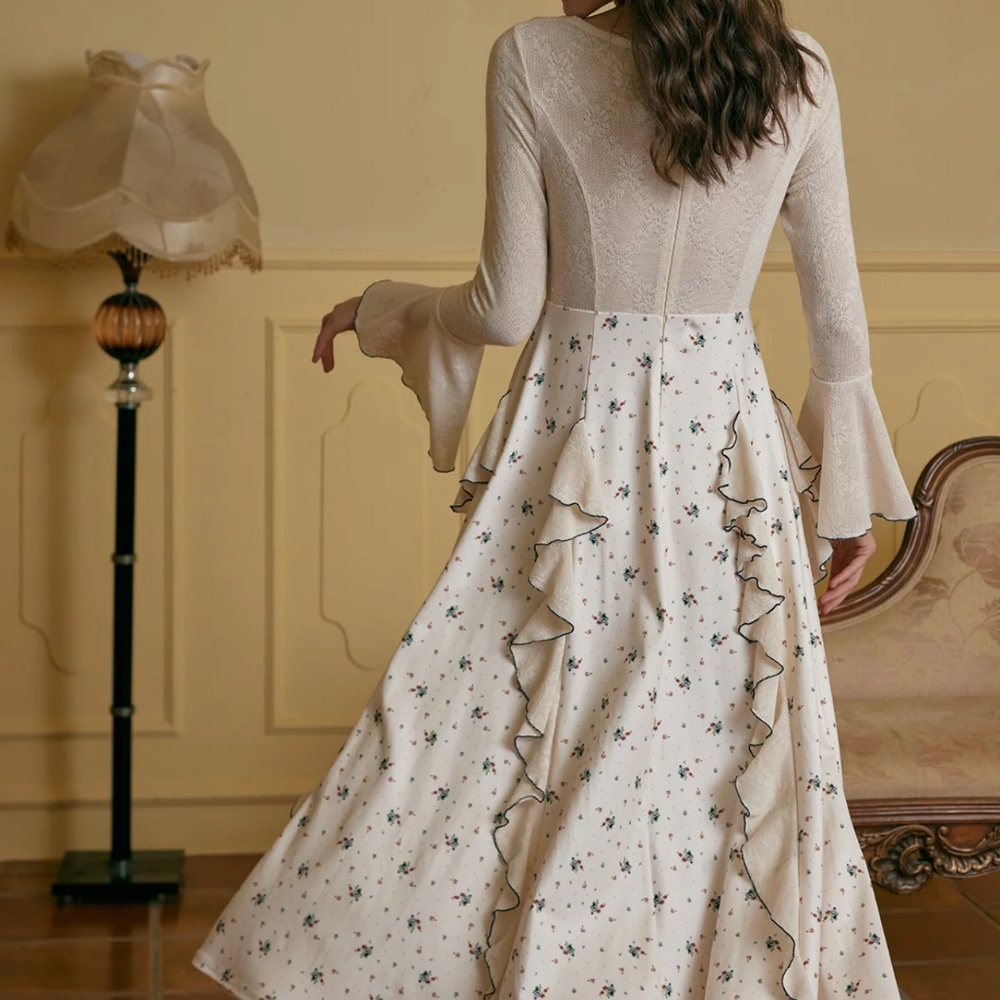 Cottage core style dress - Picture 5 of 5